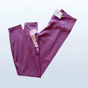 NWT Nike High-Rise Leggings